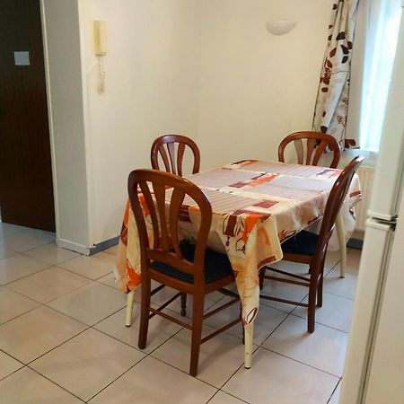 Belle Chambre Dans Un Quartier Calme บรัสเซลส์ ภายนอก รูปภาพ