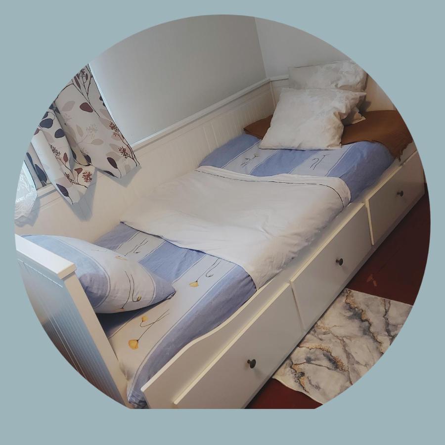Belle Chambre Dans Un Quartier Calme Anderlecht ภายนอก รูปภาพ